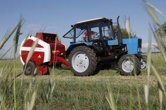 Round baler Pelikan