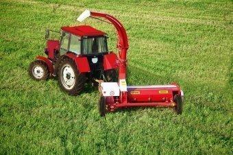 Trailer forage harvester Sterh